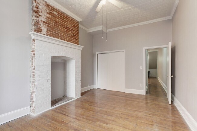 Building Photo - 1805 Bolton St