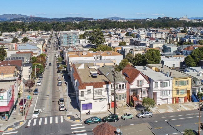 Building Photo - 1482-1498 9th Ave