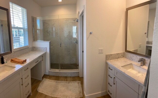 Building Photo - 231 Gambrel Cir
