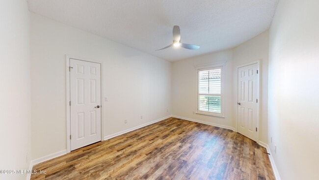 Building Photo - 1334 Charter Ct