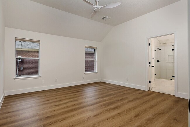 Building Photo - 122 S Abram Cir