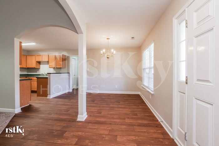 Building Photo - 7224 Pompano Pl