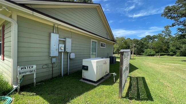 Building Photo - 68 Lowery Ln