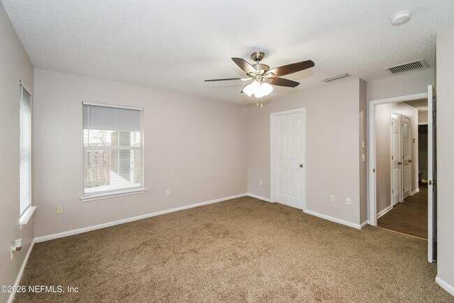 Building Photo - 12579 Woodfield Cir W