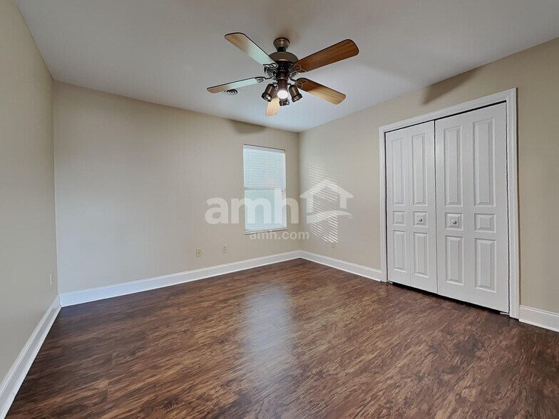 Building Photo - 1582 Cider Ln