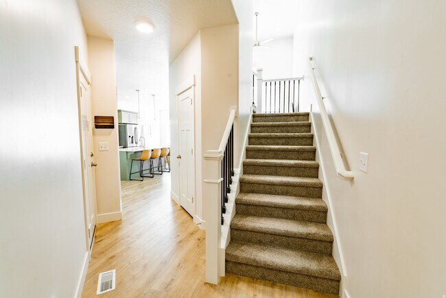 Building Photo - 4881 Heartwood Rd
