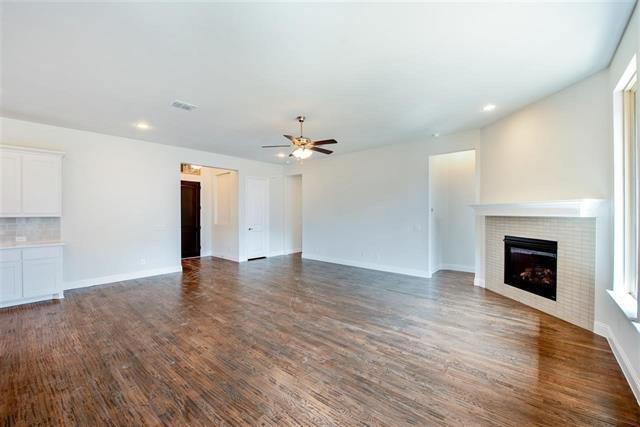 Building Photo - 4422 Juniper Ln