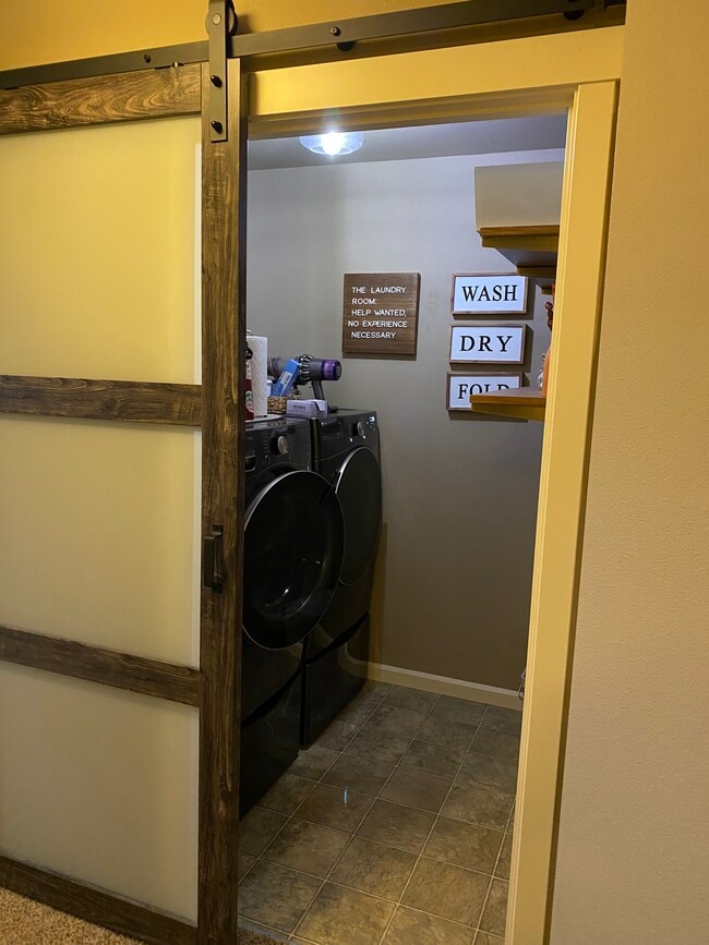 Building Photo - 5222 NE 129th Ave