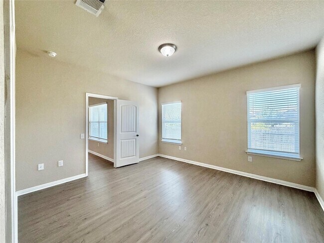 Building Photo - 1416 Fort Dessau Rd