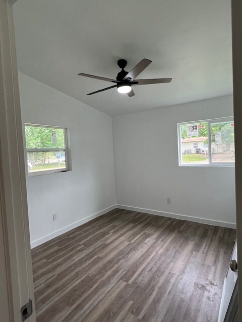 Building Photo - Section 8 Rental Property