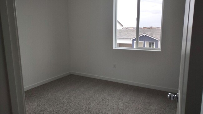 Building Photo - 6064 Sunscape Wy