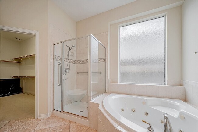 Building Photo - 14314 Jaubert Ct