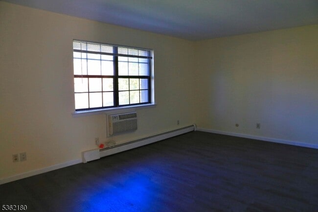 Building Photo - 768 Springfield Ave