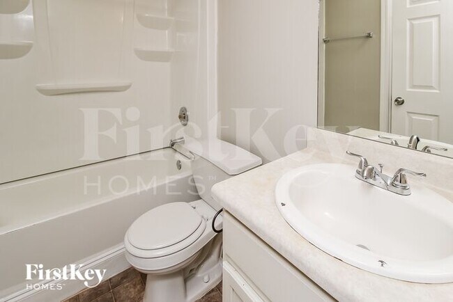 Building Photo - 132 Ashtonbrook Dr