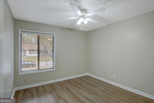 Building Photo - 107 Ridge View Ct