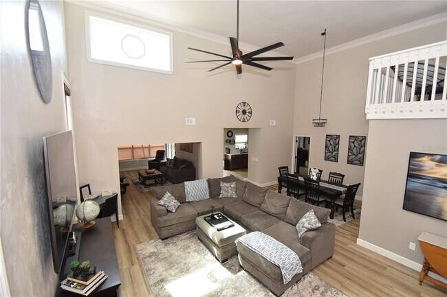 Building Photo - 1 Bedford Dr