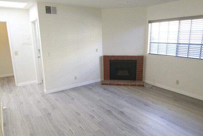 Building Photo - 4721 Kester Ave