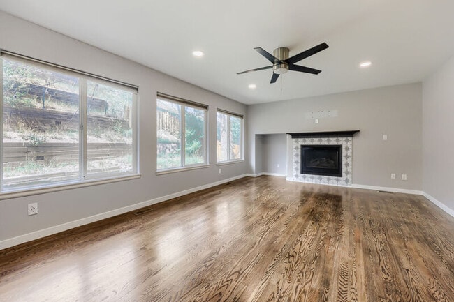 Building Photo - 885 Marlstone Pl