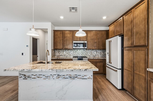 Building Photo - 4834 S Ferric