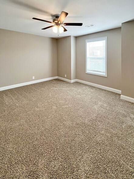Building Photo - 3385 Polly Dr