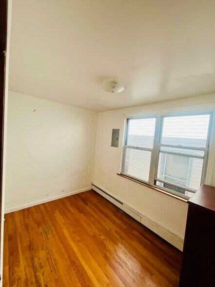 Building Photo - 426 Liberty Ave