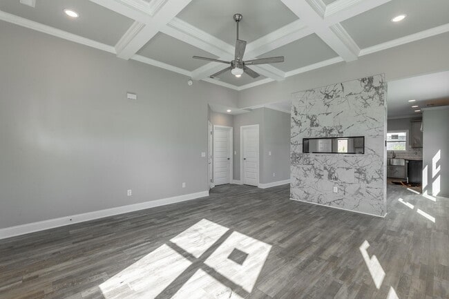 Building Photo - 5085 Oop Rd