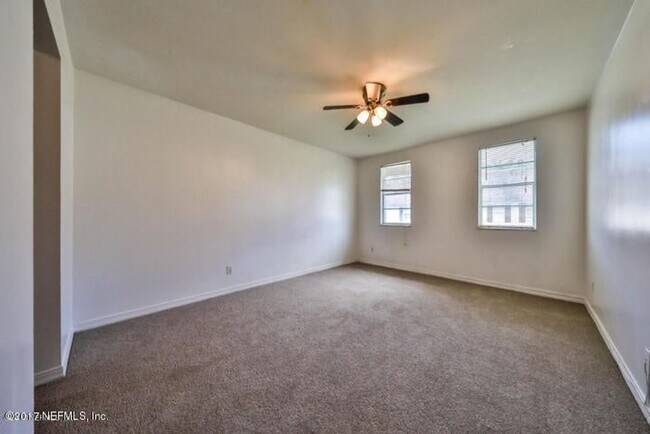 Building Photo - Condo by the Water