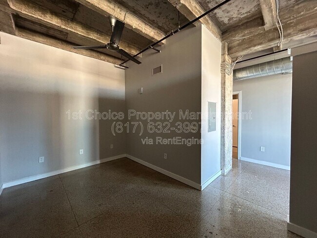 Building Photo - 221 W Lancaster Ave