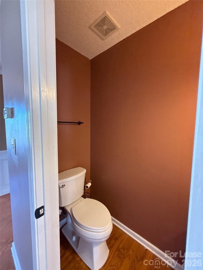 Building Photo - 7304 Ravanna Dr