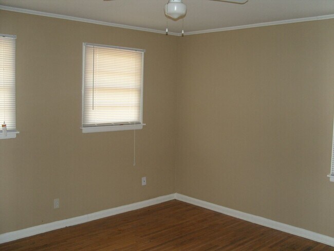 Building Photo - 154 Nottingham Ct