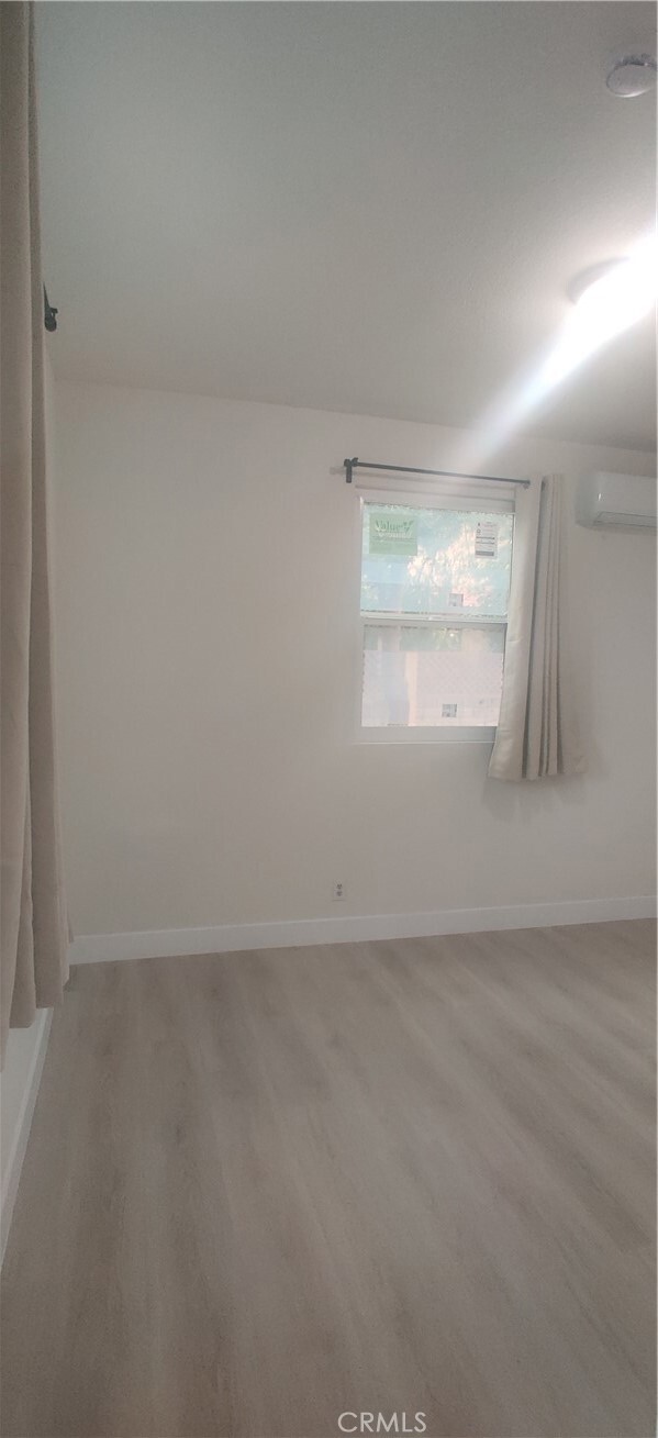 Building Photo - 1333 S Park Ave