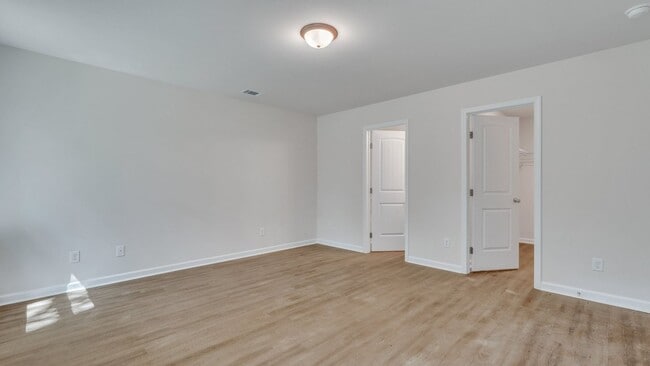 Building Photo - 157 Braxton Blvd