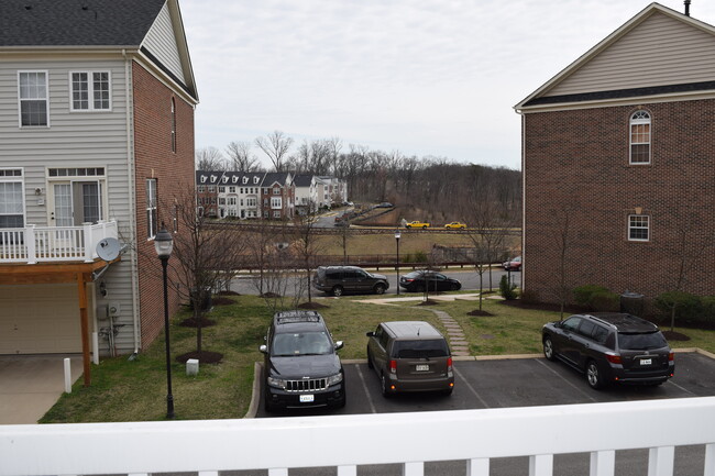 Building Photo - 2500 Eastbourne Dr