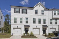 Building Photo - 89 Werner Brook Way SE