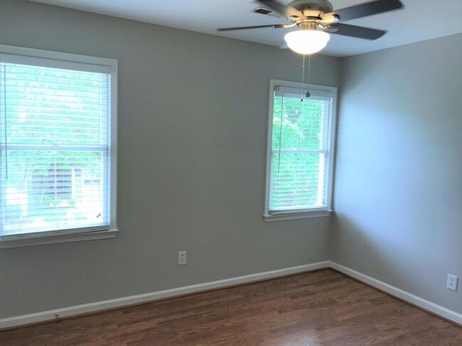 Building Photo - NW - Desirable Irving Park Two Story Home,...