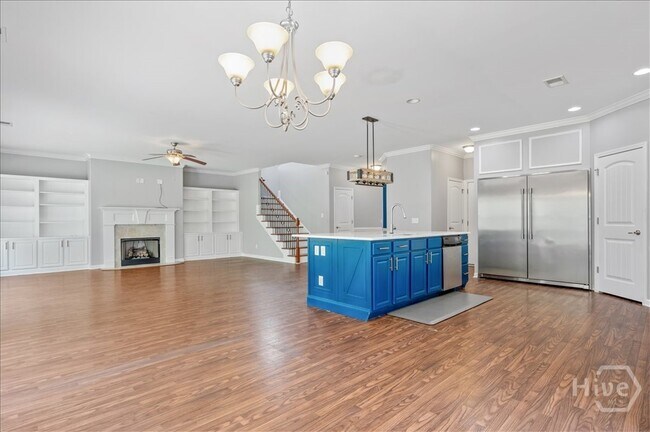 Building Photo - 270 Willow Point Cir