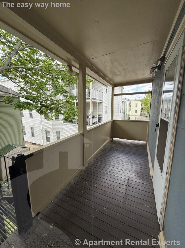 Building Photo - 47 Mt Vernon St