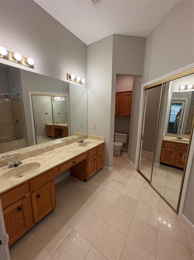 Building Photo - 12506 Turkey Ridge Ct