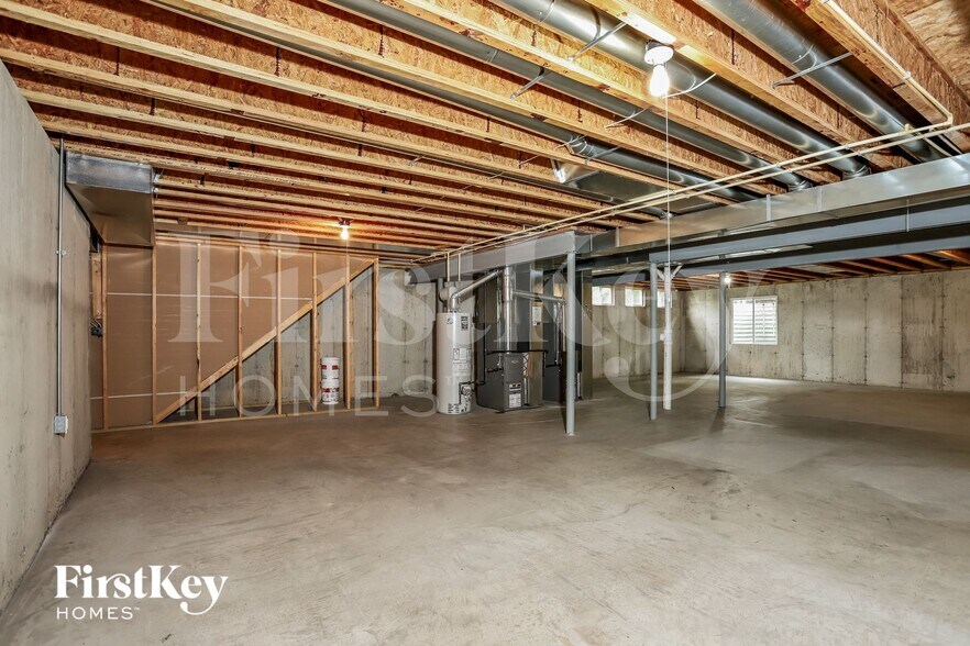 Building Photo - 324 Calvert Pl