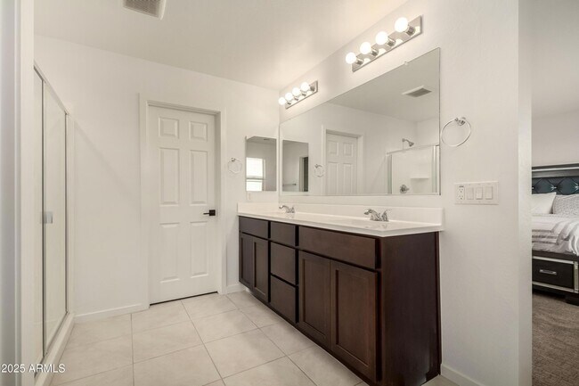 Building Photo - 17995 W Hilton Ave