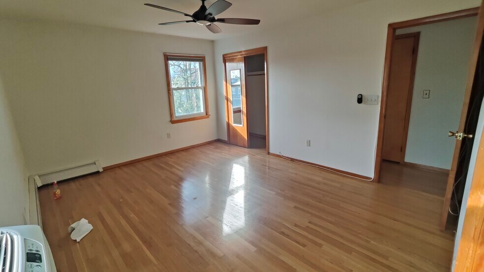 Building Photo - 21 Rose St