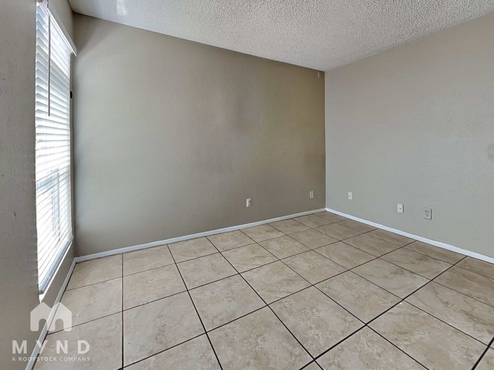 Building Photo - 8343 N 59th Dr