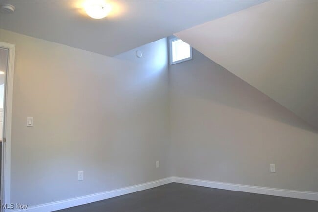 Building Photo - 9913 Foster Ave
