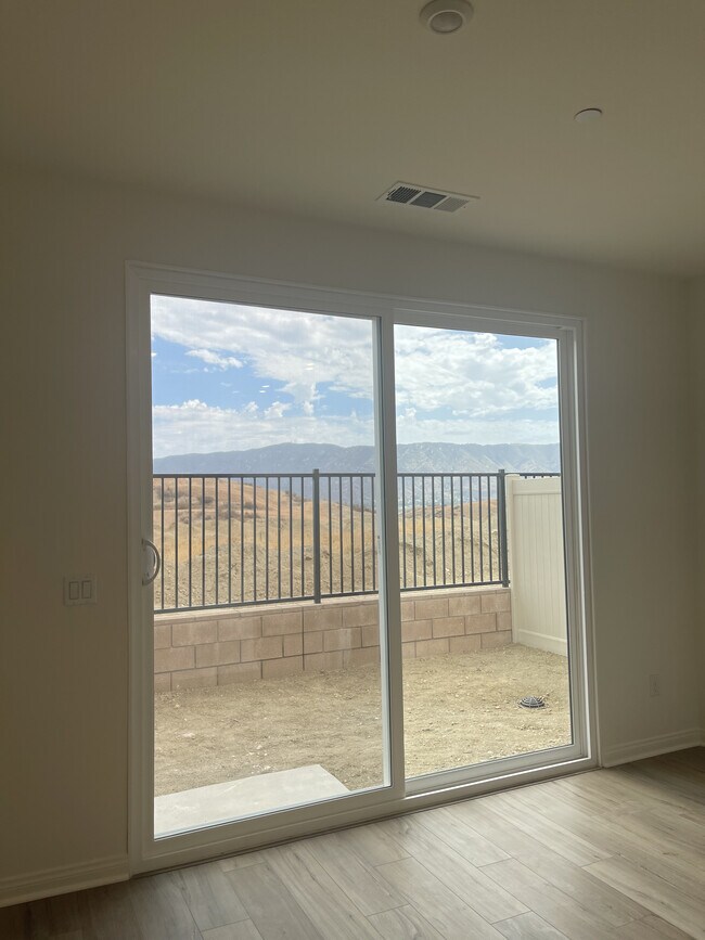 Building Photo - Helena Ridge