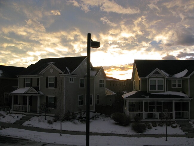 Building Photo - 2420 Uinta St