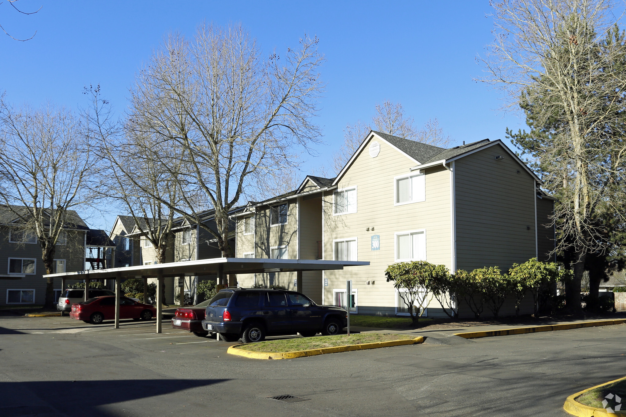 Building Photo - The Gardens Apartments