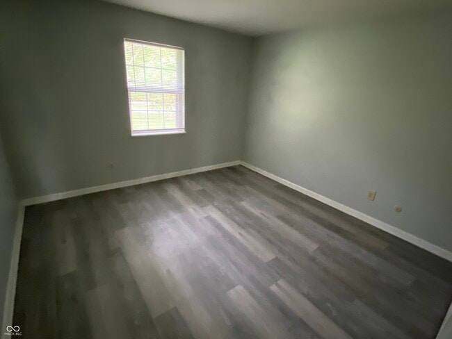 Building Photo - 1329 Millerwood Ct