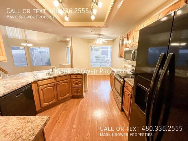Building Photo - 9276 E Sutton Dr