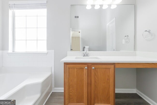 Building Photo - 1405 Pebble Beach Ln