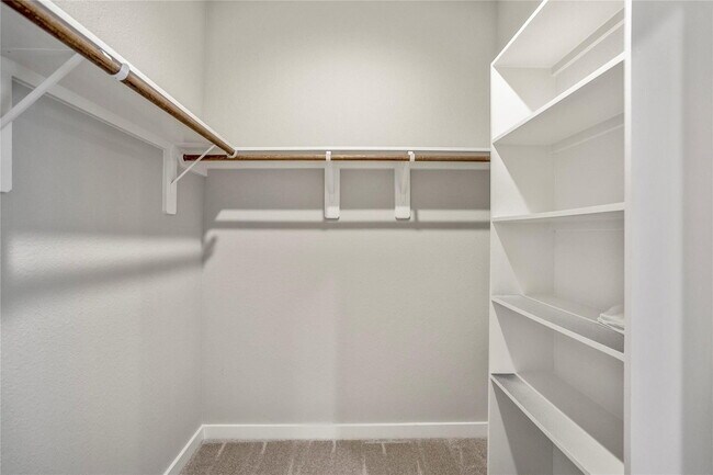 Building Photo - 8474 Berry Green Ln
